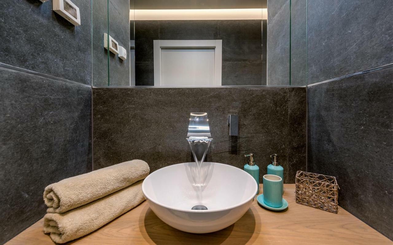 Relais And Wine San Tommaso (Adults Only) Hotel Bale Exterior photo